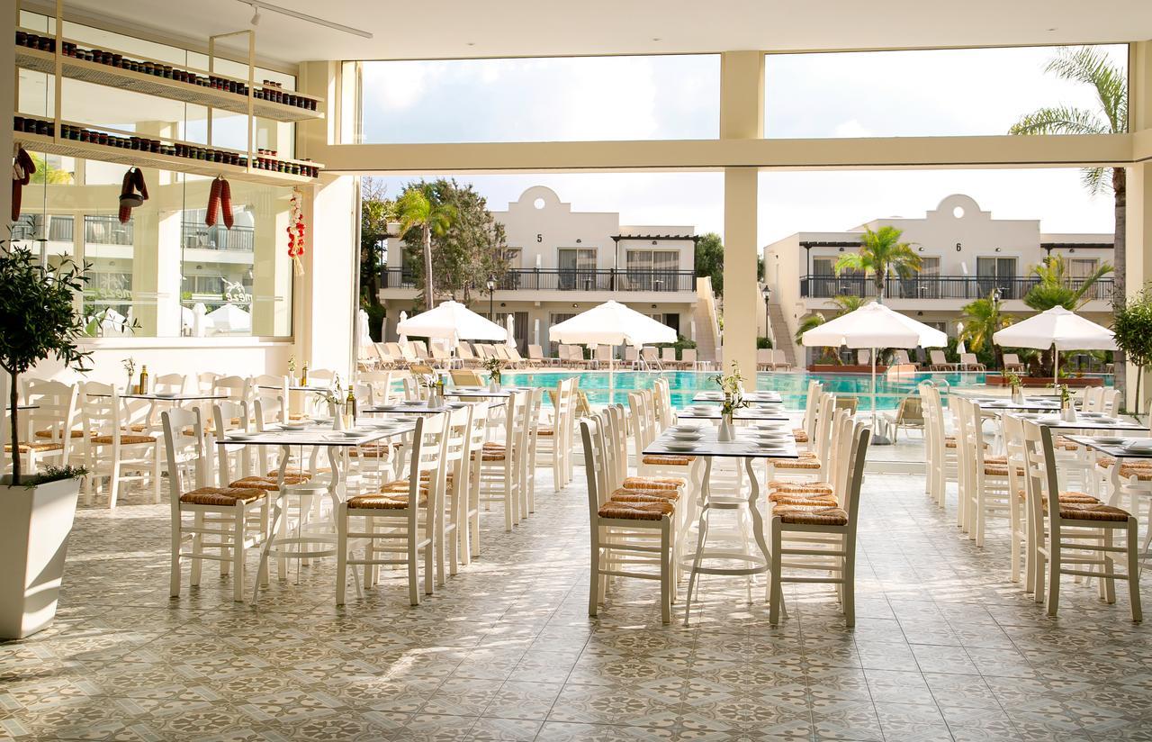 Louis Paphos Breeze Hotel Klorakas Exterior foto